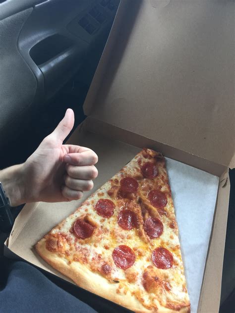 I'll have just 1 slice.... heh : r/Pizza