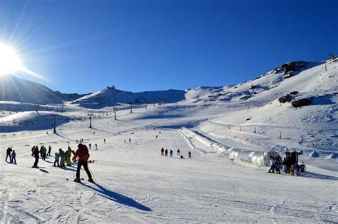 Sierra Nevada Ski Resort - Blanca Nieve Ski School & Rental