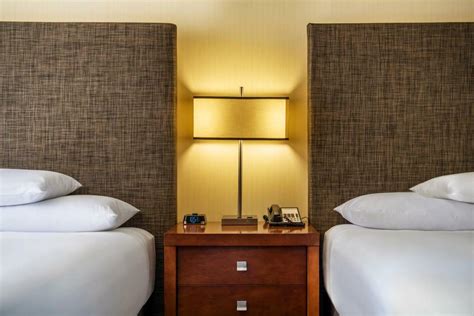 Hyatt Regency Chicago Hotel Resort: Best Prices & Reviews | Inspiration ...