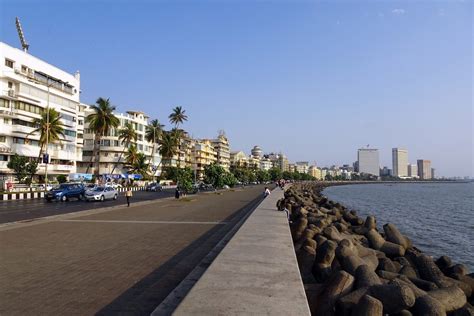 Marine Drive, Mumbai: History, Nightlife & Directions | Veena World