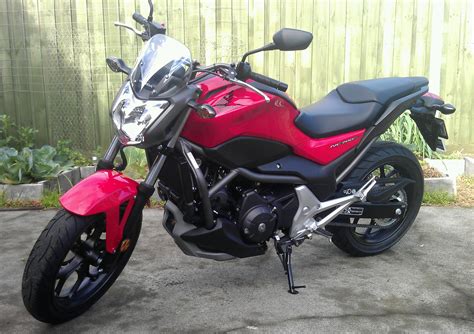 HONDA NC700 SERIES - Review and photos