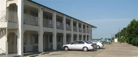 Hotels in Schulenburg - Executive Inn & Suites | Schulenburg Texas ...