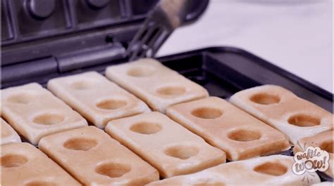 This Waffle Maker Makes LEGO-Style Breakfast Bricks