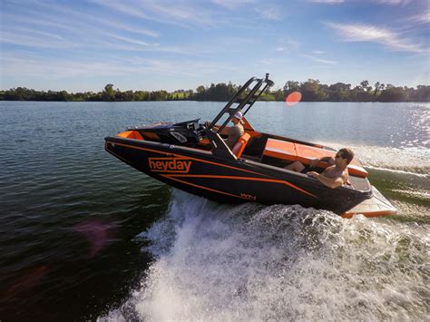 Bayliner Boats Buys Wakesurfing Brand - boats.com