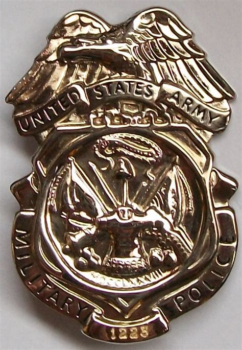 Military Police MP Badge Oxidized US Army original #1223 - MP - POLICE SWAT FIRE MP - Desertrat.se