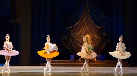 The Mariinsky Ballet | Globe Dancer