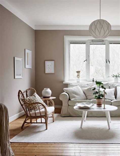 Small beige studio home - COCO LAPINE DESIGN | Living room wall color ...