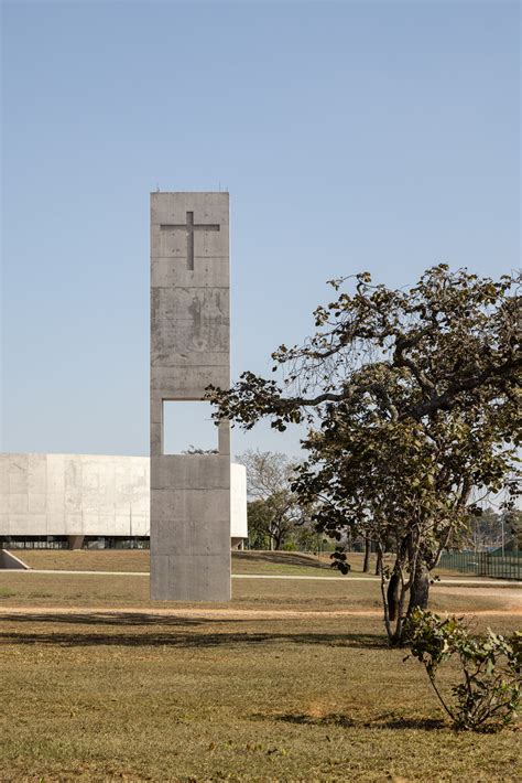 Church of the Holy Family by ARQBR Arquitetura e Urbanismo - Architizer