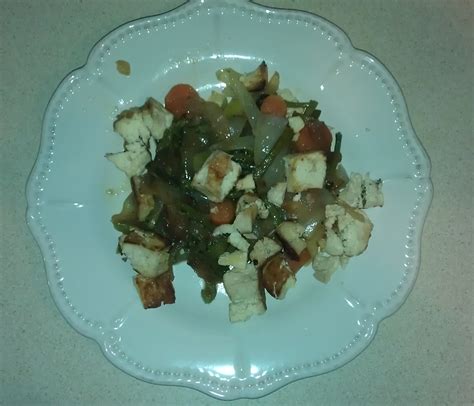 Tofu Veggie Stir Fry - Marie Spano, MS, RD, CSCS, CSSD