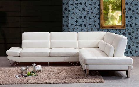 Pinto Italian Inspired White Leather Sofa Collection with Chrome Stiletto Feet - Dinamic News