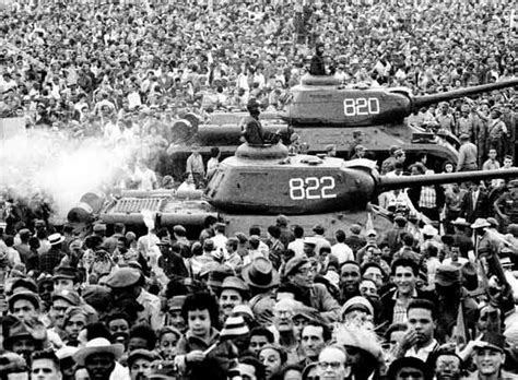 Cuban IS-2 heavy tanks. The Cuban People's Army acquired 41 of these tanks from the USSR in 1960 ...