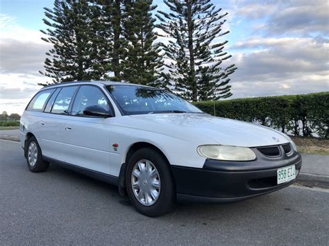 2000 Holden Commodore VT wagon - $3,700 - Cheap Student Wheels