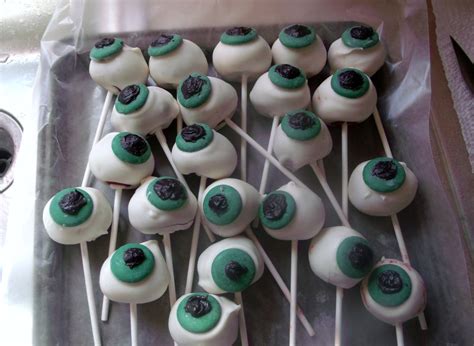 Eyeball Cake Pops - CakeCentral.com