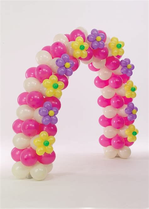 Pretty Balloon Arch with Balloon Flowers | flowerandballooncompany.com