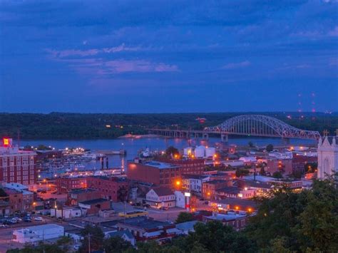 20 Best Things To Do In Dubuque - Let's Go Iowa