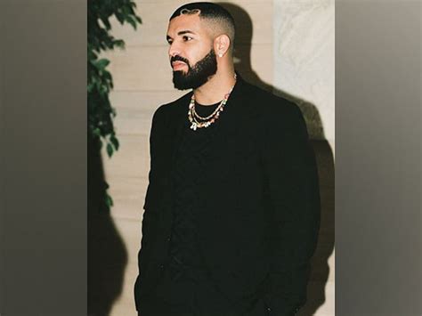 Rapper Drake posts cute picture of his son watching his concert – ThePrint – ANIFeed