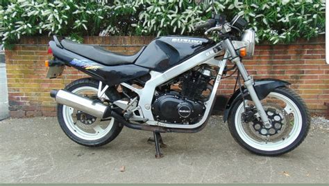 Suzuki GS500 Review | Suzuki Bike Reviews | Devitt