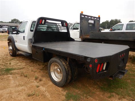 2016 FORD F550 Flatbed Truck