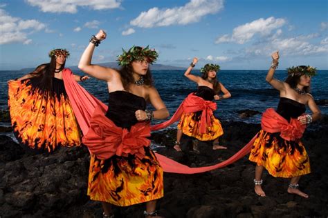 Choosing the Best Maui Luau - Maui Vision