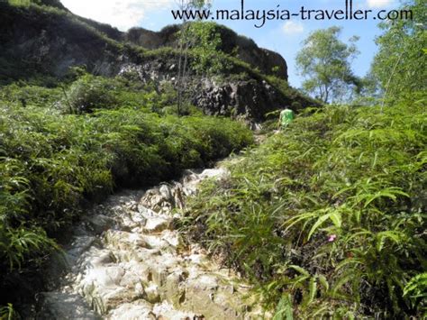 Hiking Ayer Hitam Forest Reserve, Puchong Hill, Selangor, Malaysia