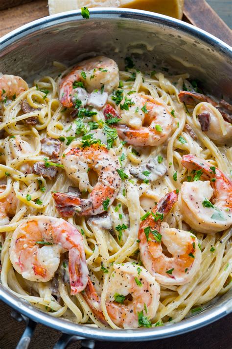 Creamy Shrimp Alfredo Linguine - Closet Cooking