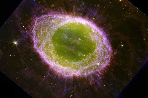 James Webb Space Telescope captures new images of the Ring Nebula | The Independent