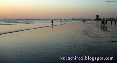 Karachi RoXxX: The Clifton Beach Karachi Pictures