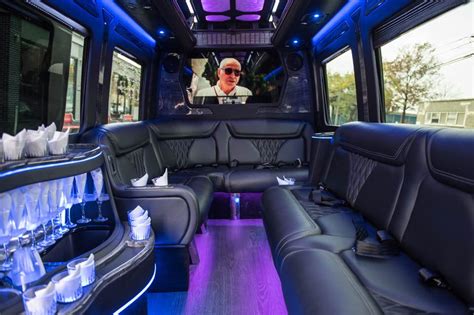 Mercedes-Benz Sprinter Limo - Mercedes Sprinter Limo Bus Rental