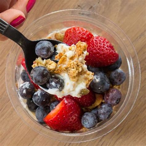 Healthy Fast-Food Breakfasts to Order at Taco Bell, McDonald's, and Starbucks