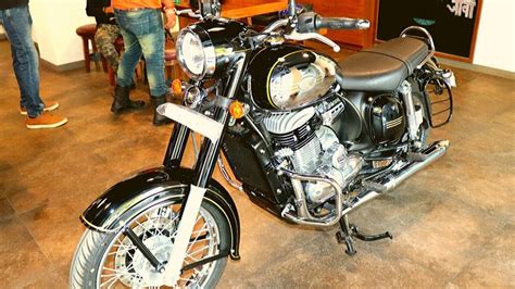 Jawa Classic 300 ABS Complete Review | Black Colour | On Road Price ...