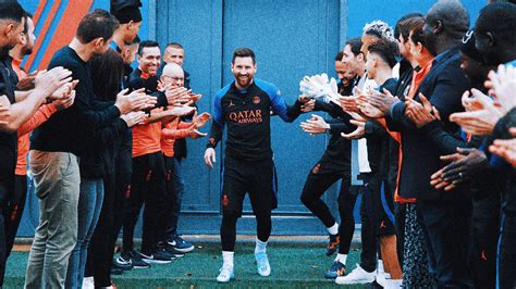 Lionel Messi celebrated by PSG in return to training - BigPaulSports