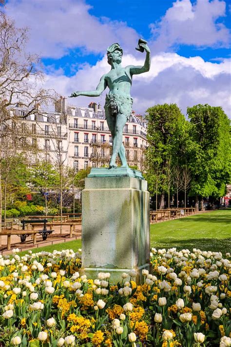 Jardin Du Luxembourg Statues Des Reines - Collection de Photos de Jardin