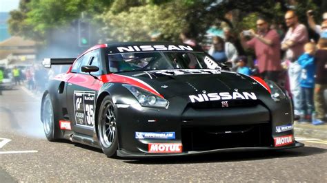 Nissan GT-R GT1 racecar - BURNOUT on Public Road! - YouTube