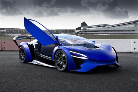 25 of the most incredibly futuristic electric cars from the last few years