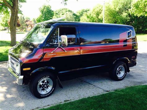 Custom 70's Dodge van | Custom vans, Vintage vans, Cool vans