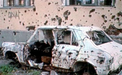 IMCDb.org: 1986 Zastava 101 in "Lettre pour L..., 1994"