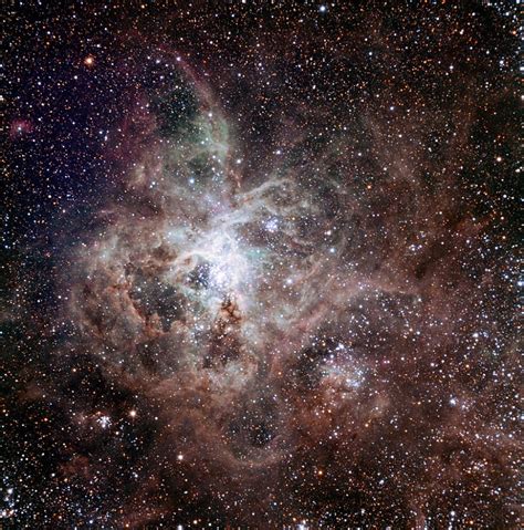 Tarantula Nebula - 30 Doradus (NGC 2070) – Constellation Guide