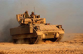 M2 Bradley - Wikipedia