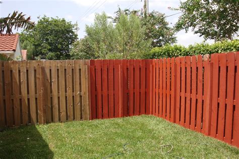 Wood Fence Painting. http://youtu.be/rZu5ZJmAlbI | Painted wood fence ...