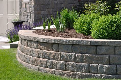 The Benefits of a Retaining Wall - Atlantic Maintenance Group