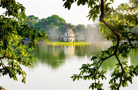 Hoàn Kiếm Lake: The Heart of Hanoi - Global Volunteers