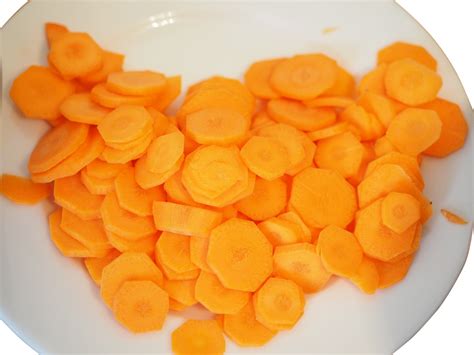 Orange Chopped Carrots in a plate PNG Image - PurePNG | Free ...