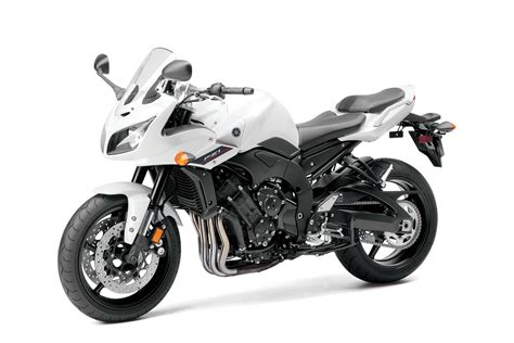 2014 Yamaha FZ1 Fazer - Moto.ZombDrive.COM