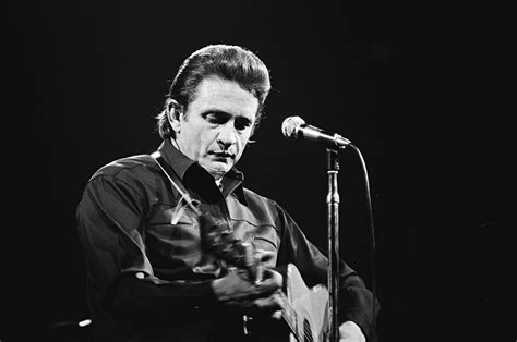 10 Best Johnny Cash Songs of All Time - Singersroom.com