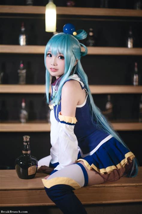 Aqua Cosplay Konosuba