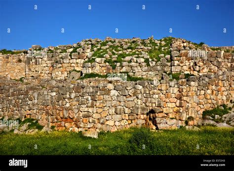 Tiryns cyclopean walls hi-res stock photography and images - Alamy