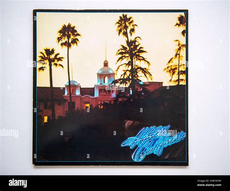 Album cover the eagles hotel california hi-res stock photography and images - Alamy