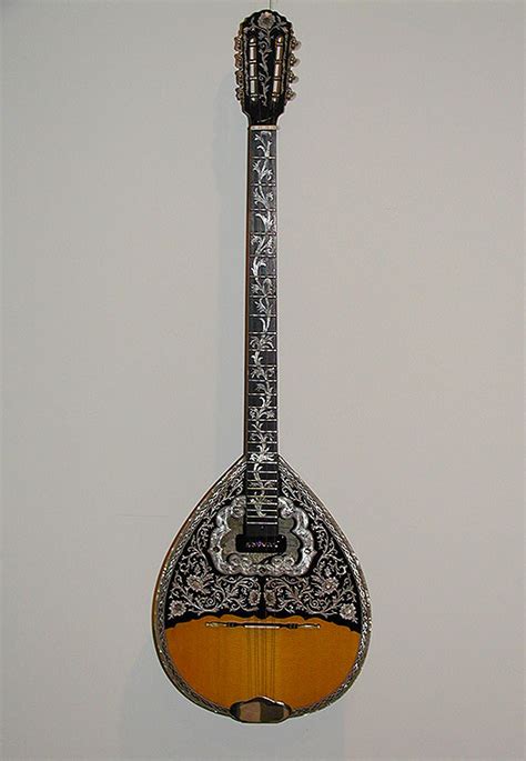 Instruments « Bouzouki