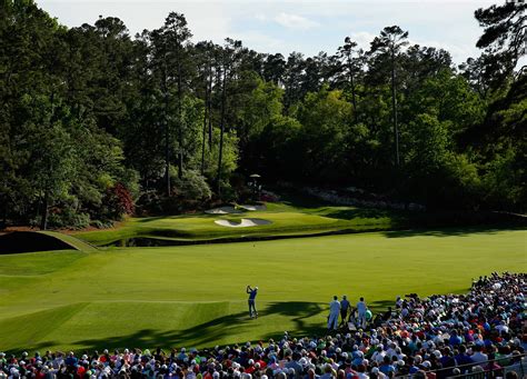 At the Masters’ 12th Hole, Shots Are Left Twisting in the Wind - The New York Times