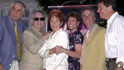 The ‘Happy Days’ Cast, Then and Now: Where Are They After 40 Years?